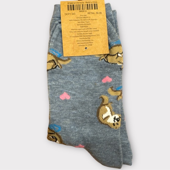Gray Otter Print Socks “Mother like no Otter” - Picture 2 of 6